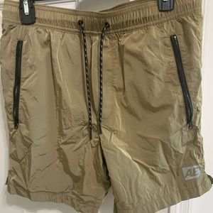 Men’s Small American Eagle shorts